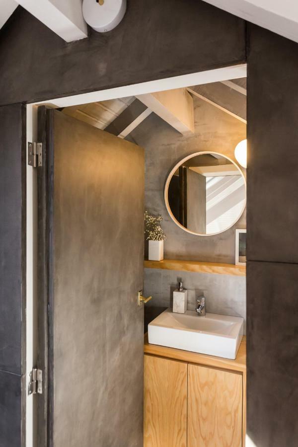 Апартаменты Gold & Grey Loft Almada Порту Экстерьер фото